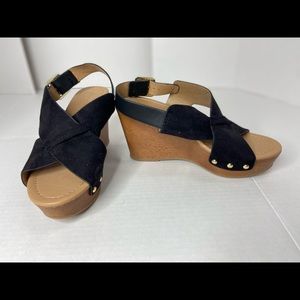 Women’s black wedge heel size 7